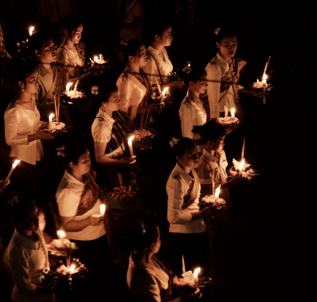 DEFILE LORS DE LA FETE DES LUMIERES A LUANG-PRABANG Octobre 2017 (12)