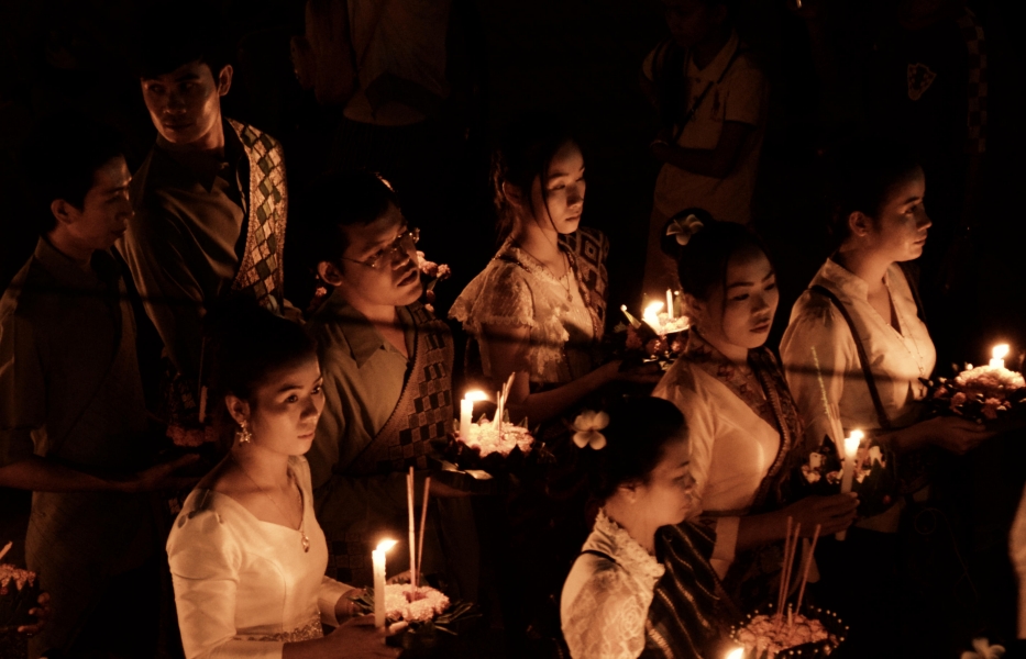 DEFILE LORS DE LA FETE DES LUMIERES A LUANG-PRABANG Octobre 2017 (14)