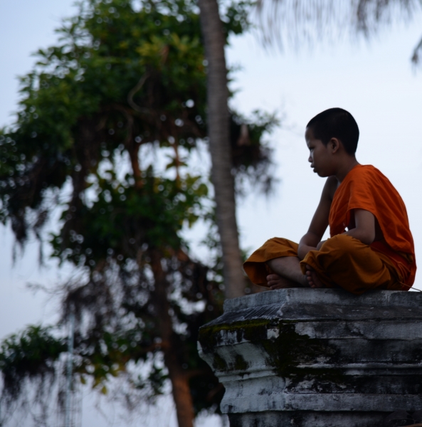 PAKSE, LUANG-PRABANG INSTANT DE VIE DES JEUNES LAO (3)