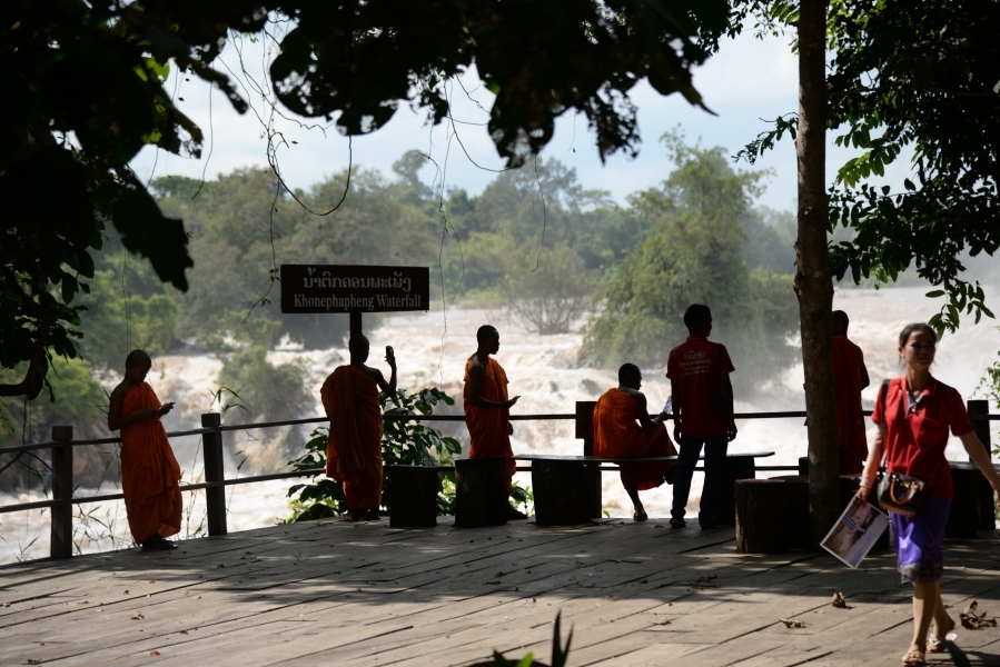 PAKSE, LUANG-PRABANG INSTANT DE VIE DES JEUNES LAO (7)